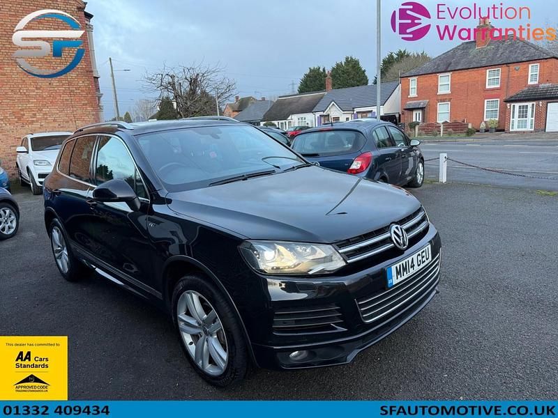 Black Used 2014 VW Touareg R-line SUV | £8,995 (Fair price) - Image 1/4