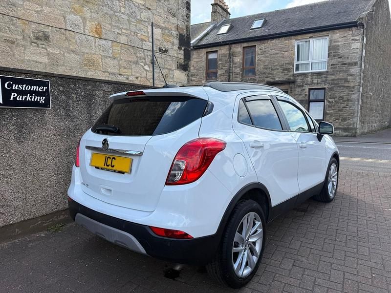 Used Vauxhall Mokka X Active 115 HP (84 kW) 2017 White SUV