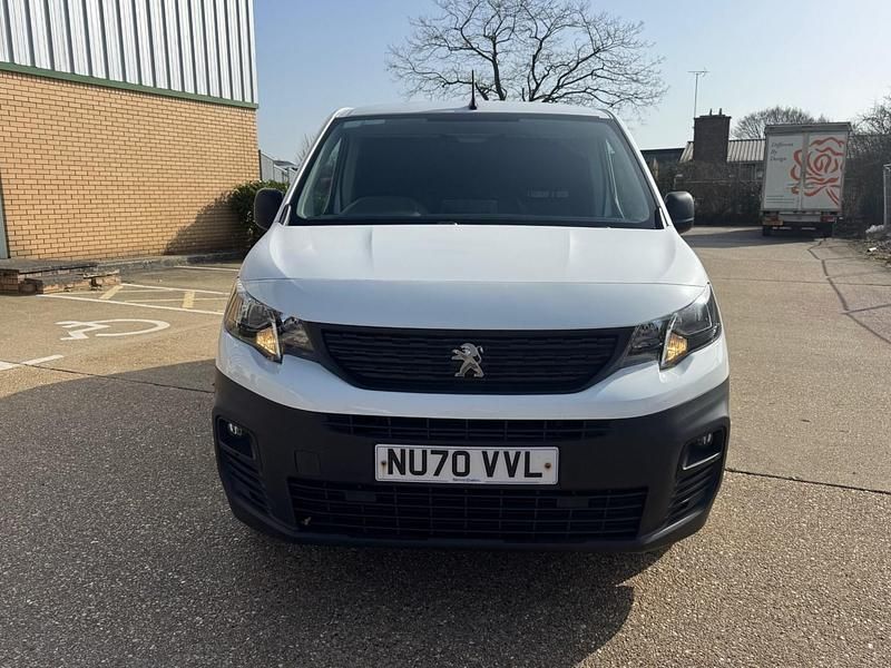 Used Peugeot Partner 2020 White MPV