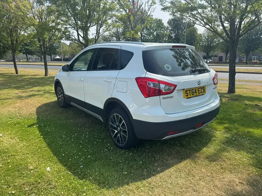 Used Suzuki SX4 S-Cross SZ-T 120 HP (88 kW) 2014 White SUV