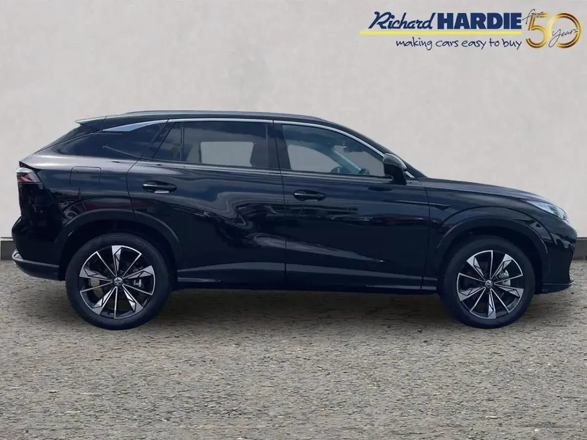 New MG HS SE 167 HP (122 kW) 2026 Black SUV