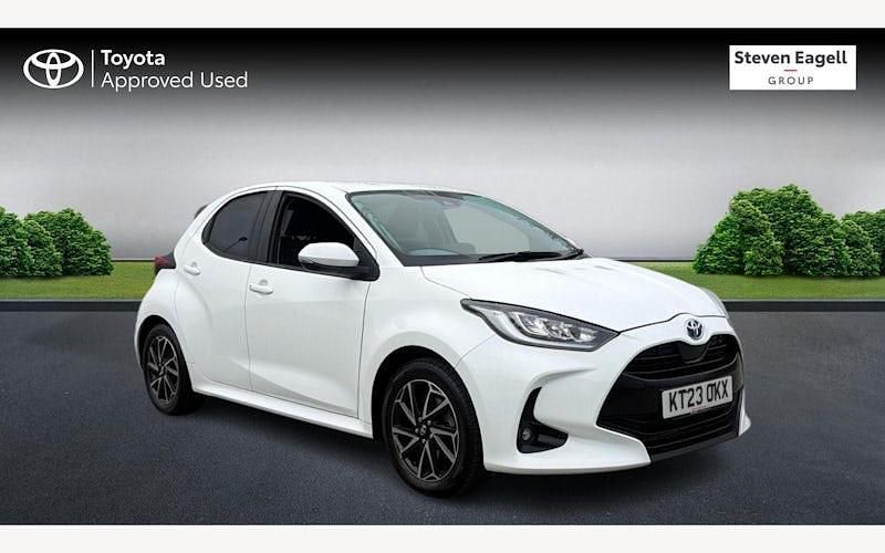 Used Toyota Yaris Hybrid Design 116 HP (85 kW) 2026 Hatchback