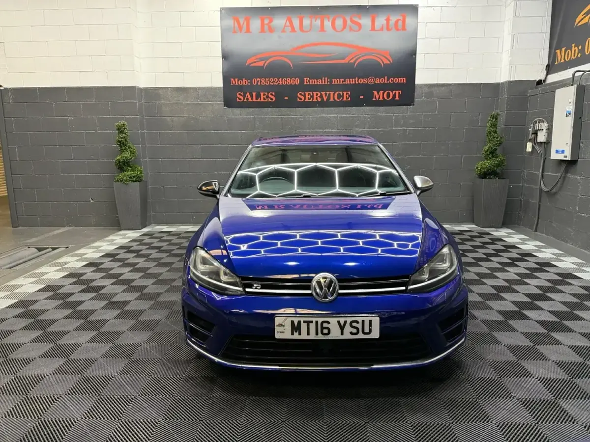 Used VW Golf VII R 2016 Blue Hatchback