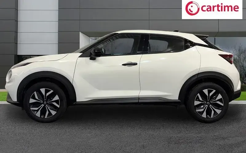 Used Nissan Juke Acenta Premium 114 HP (83 kW) 2025 White SUV