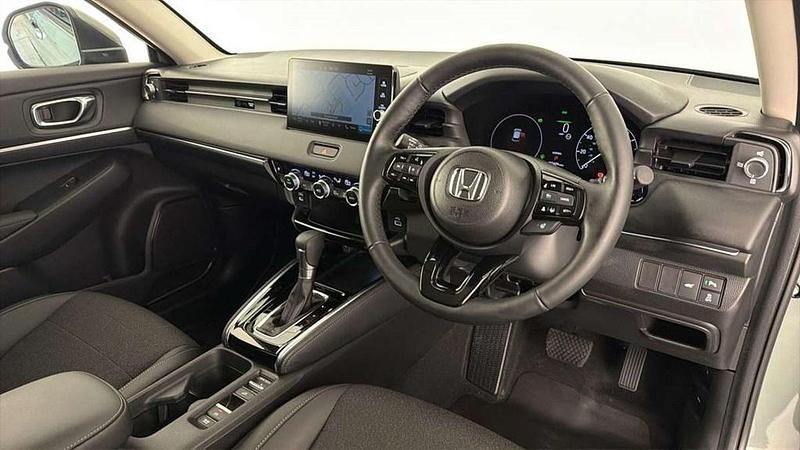 Used Honda HR-V Advance 131 HP (96 kW) 2025 Green SUV