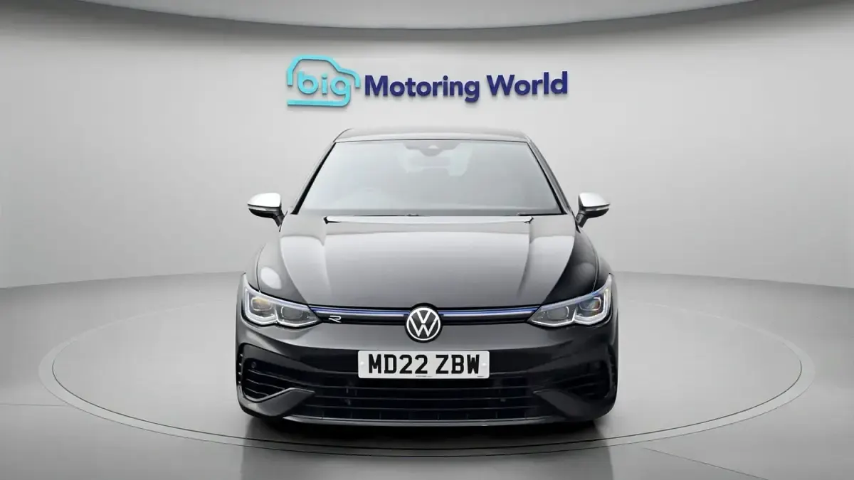 Used VW Golf VIII R 315 HP (231 kW) 2022 Black Hatchback