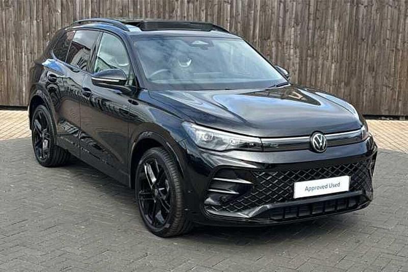 Used 2025 VW Tiguan SUV | £37,999 - Image 1/4