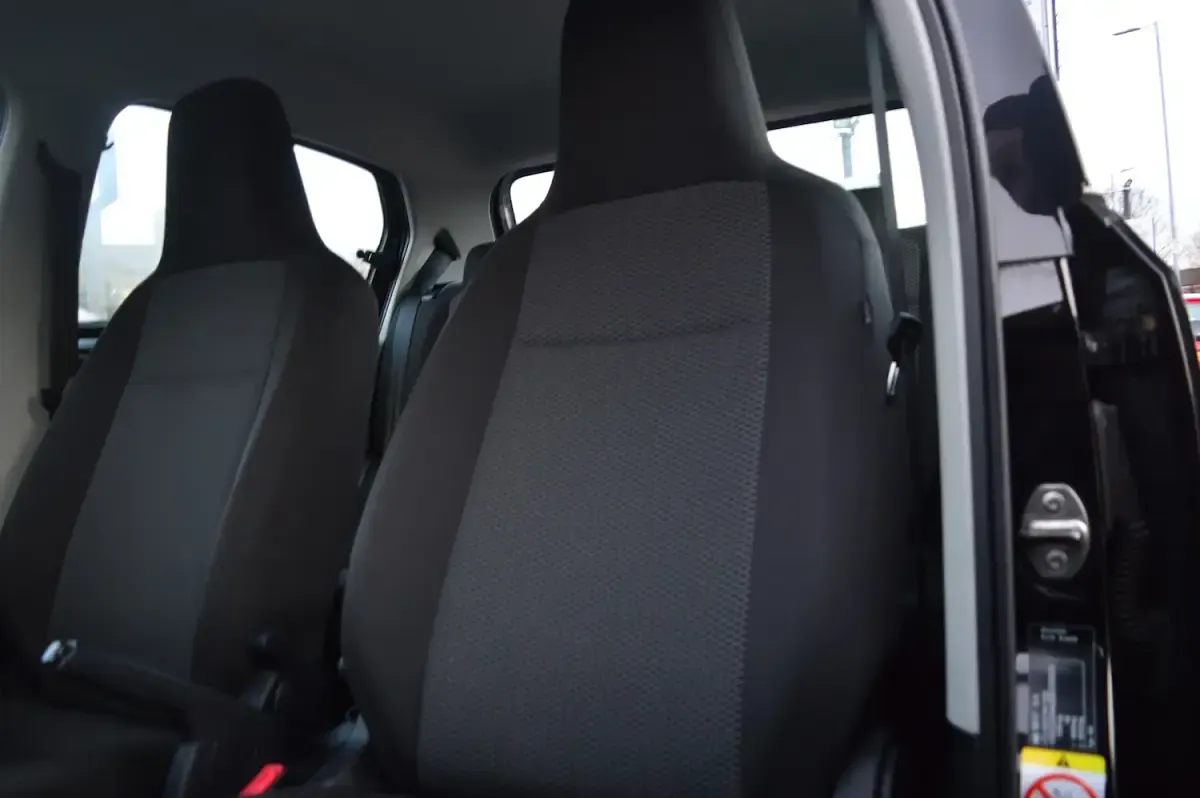 Used Seat Mii 60 HP (44 kW) 2013 Black Hatchback