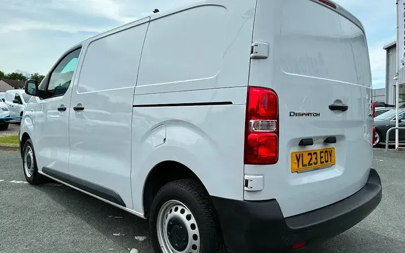 Used Citroën Dispatch 102 HP (75 kW) 2023 MPV