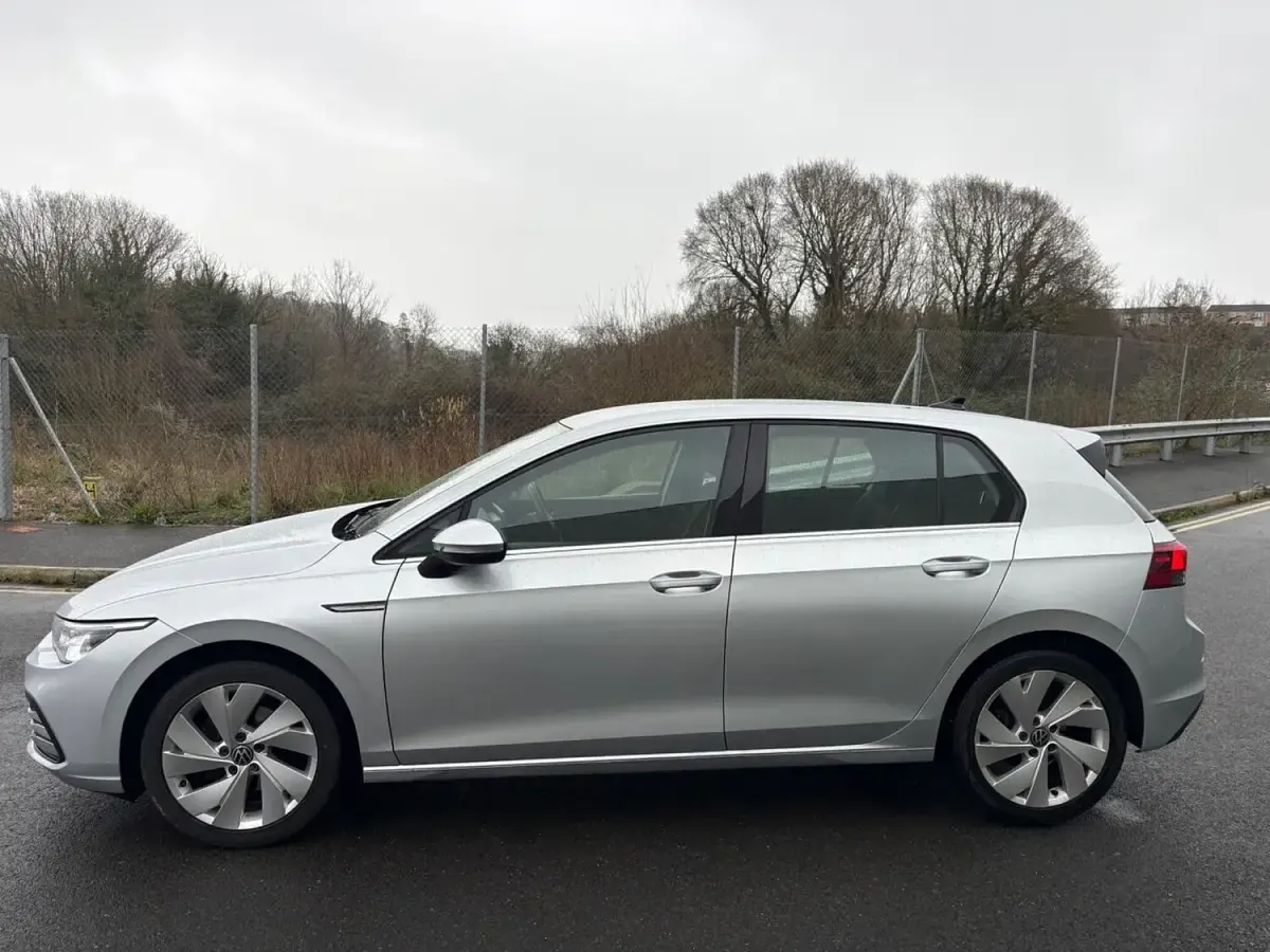 Used VW Golf VII Style 150 HP (110 kW) 2021 Silver Hatchback