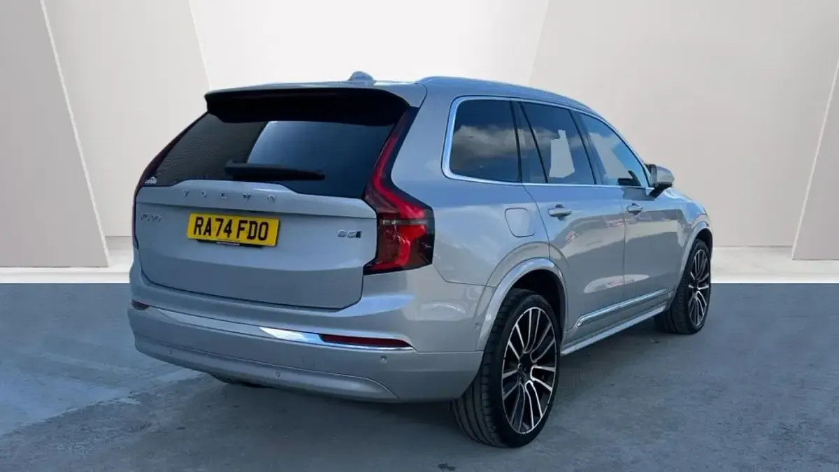 Used Volvo XC90 Ultra 247 HP (181 kW) 2025 Silver SUV