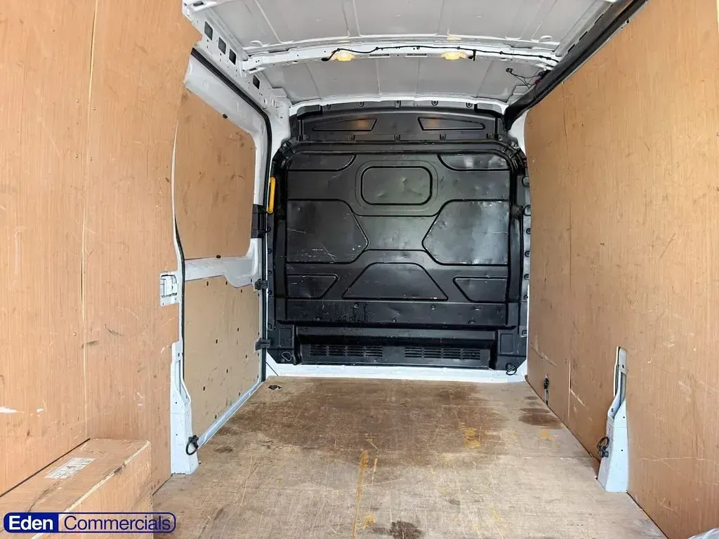 Used Ford Transit S 130 HP (95 kW) 2023 White Van
