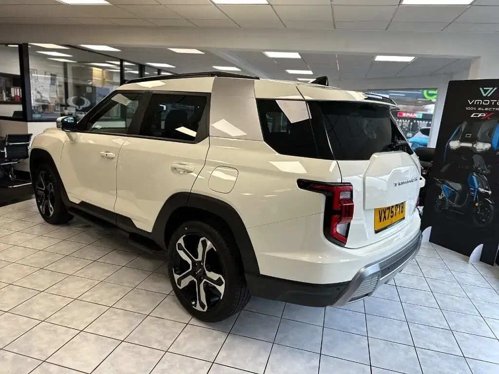 Used KGM Torres 2025 Grand white SUV