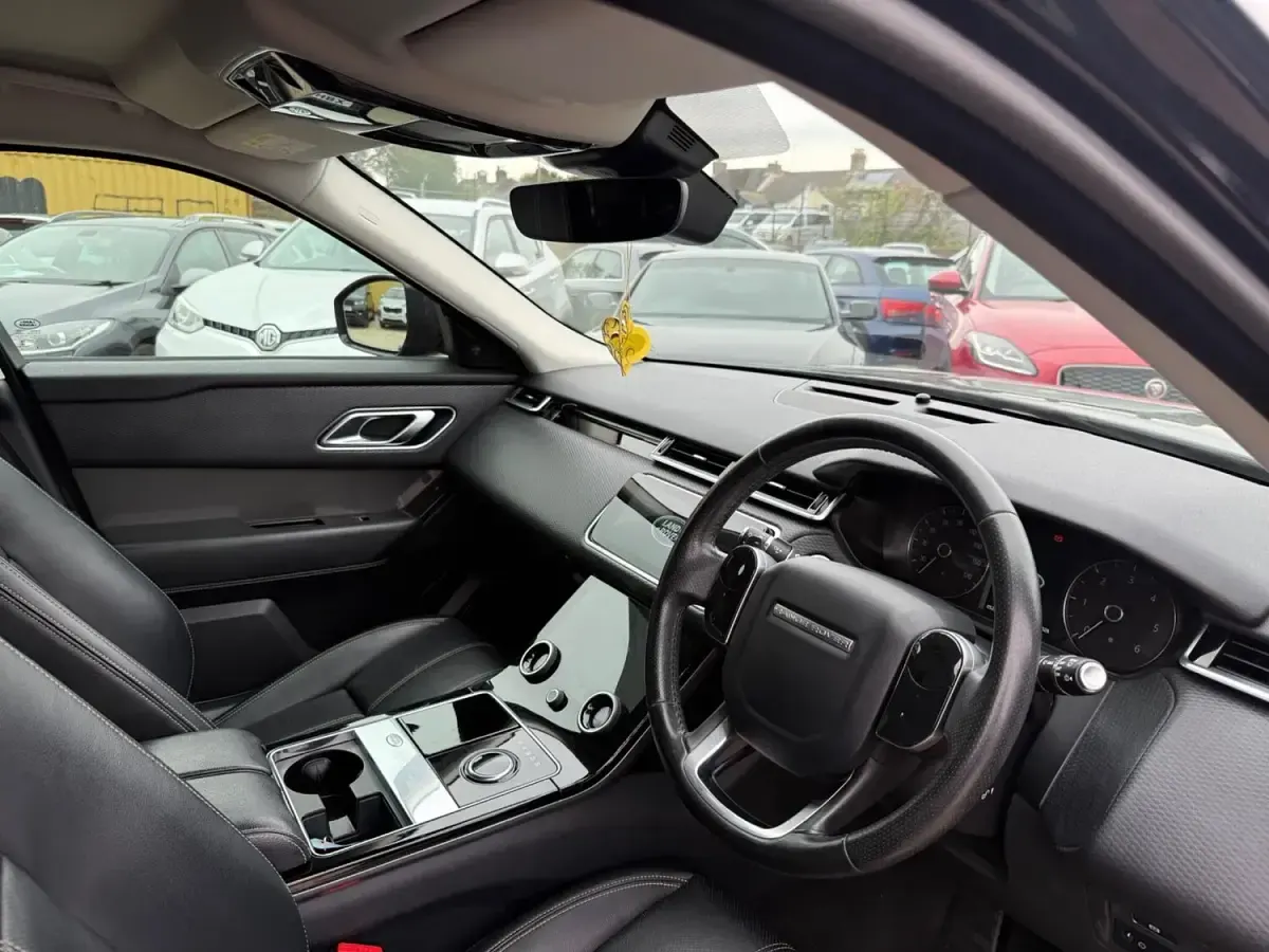 Used Land Rover Range Rover Velar S 177 HP (130 kW) 2019 Black SUV