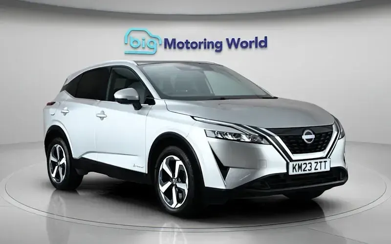 Used Nissan Qashqai N-Connecta 190 HP (139 kW) 2023 Silver SUV