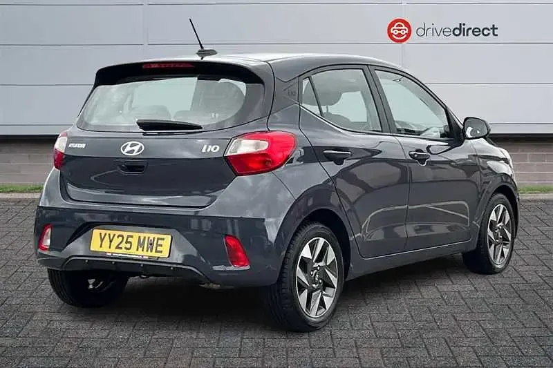 Used Hyundai i10 Advanced 63 HP (46 kW) 2025 Grey Hatchback