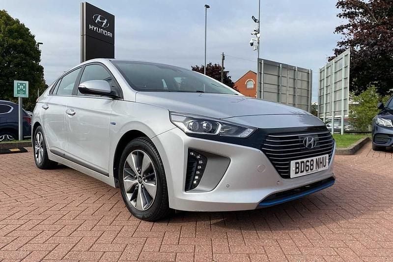 Silver Used 2018 Hyundai Ioniq Premium SE Hatchback | £12,450 (Fair price) - Image 1/4