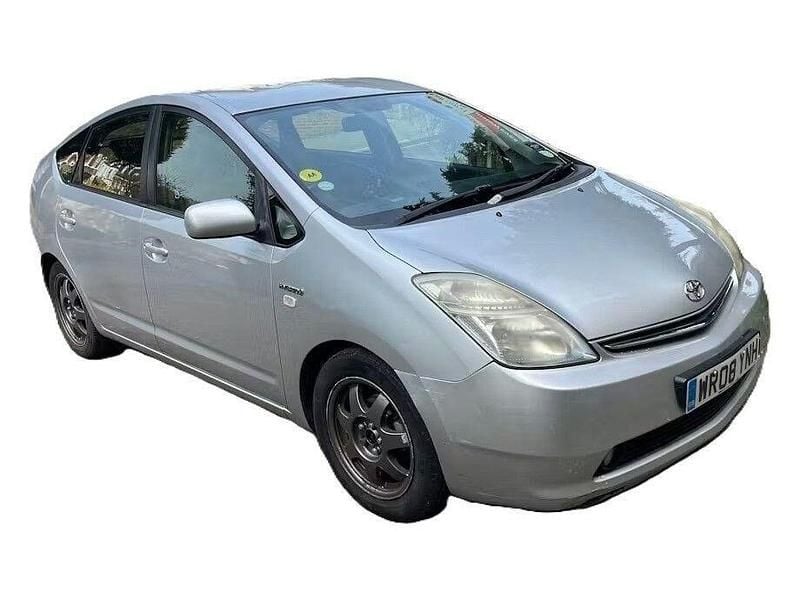 Used Toyota Prius T4 76 HP (55 kW) 2008 Silver Hatchback