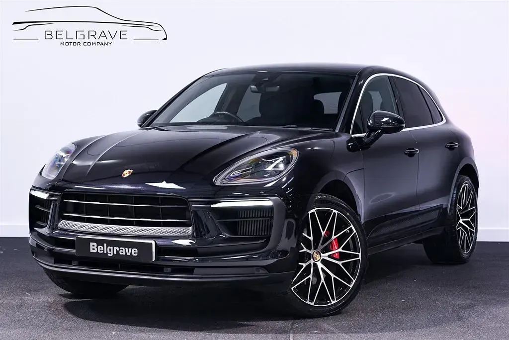 Used Porsche Macan 380 HP (279 kW) 2023 Jet black metallic SUV
