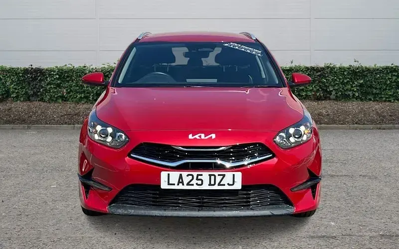 Used Kia Ceed Sportswagon 140 HP (102 kW) 2024 Estate