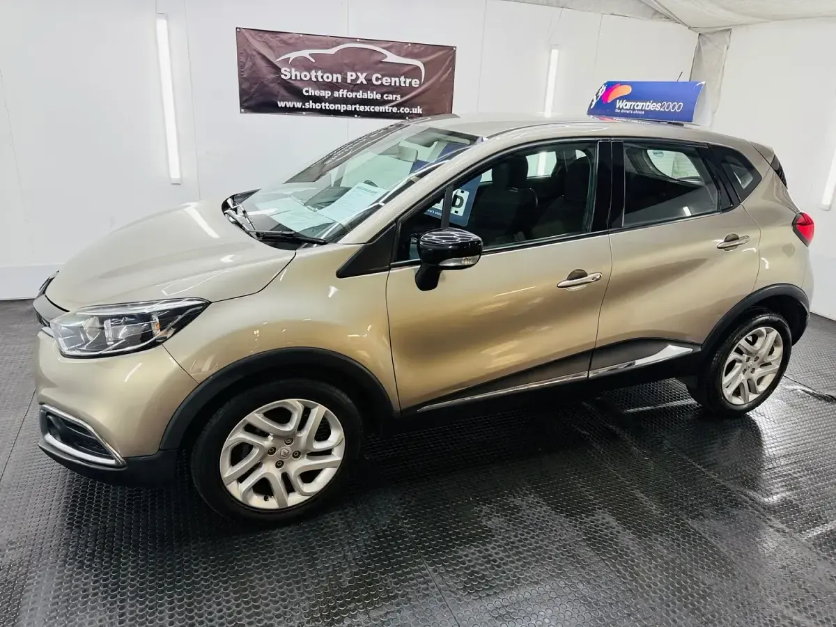 Used Renault Captur Dynamique 2016 Beige SUV