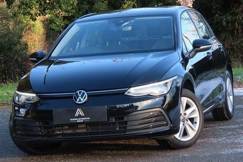 Used VW Golf VII Life 130 HP (95 kW) 2020 Black Hatchback