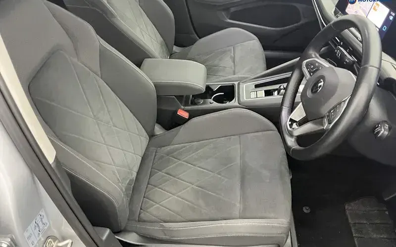 Used VW Golf VII Style 150 HP (110 kW) 2020 Silver Hatchback