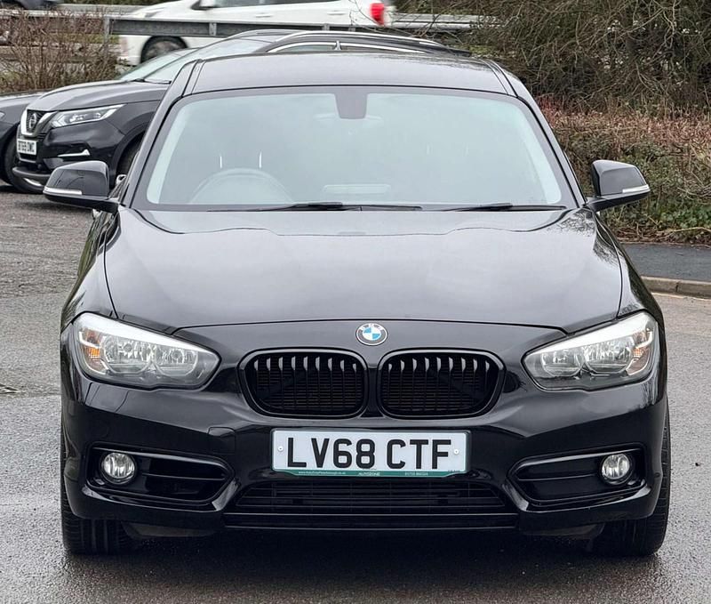 Used BMW 118 Sport Line 2018 Black Hatchback