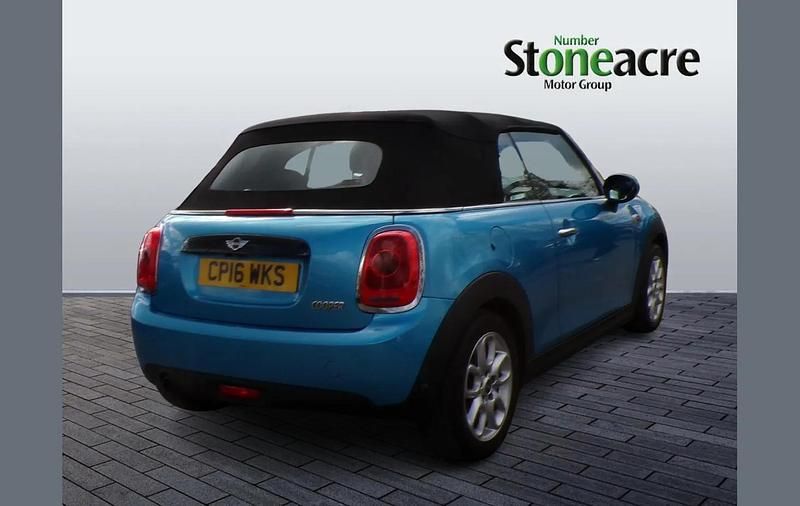 Used Mini Cooper Cabriolet 134 HP (98 kW) 2016 Blue Cabriolet