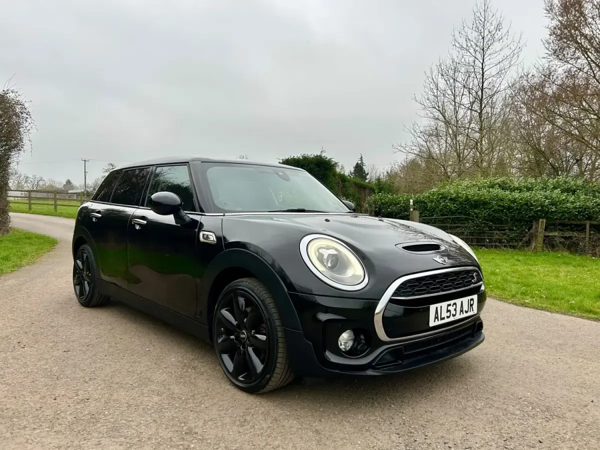Używany Mini Cooper Clubman 2017 Czarny Kombi