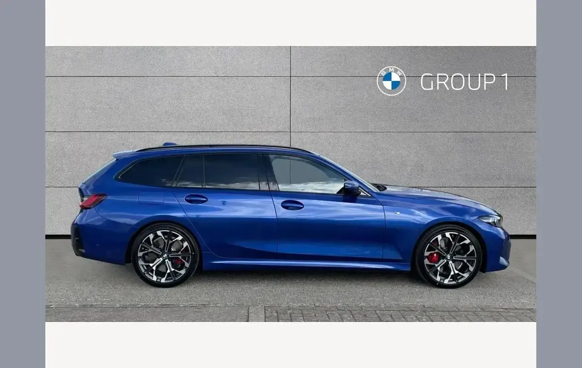 Used BMW 320 M Sport 184 HP (135 kW) 2026 Blue Estate