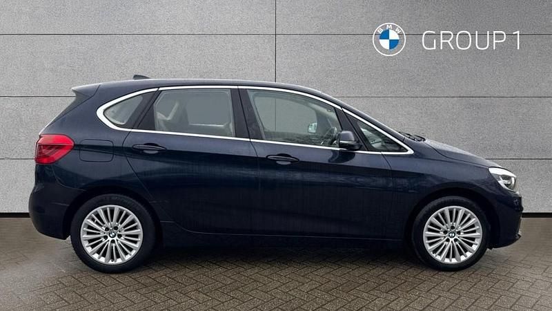 Used BMW 218 Active Tourer Luxury Line 134 HP (98 kW) 2017 Blue MPV