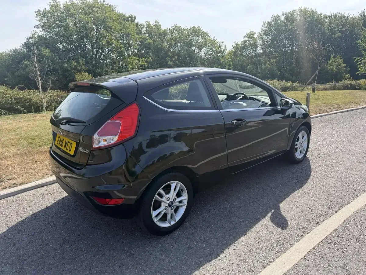 Used Ford Fiesta Zetec 2016 Black Hatchback