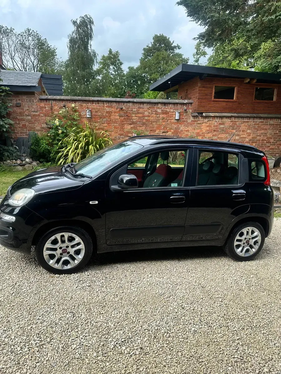 Used Fiat Panda Lounge 85 HP (62 kW) 2012 Black Hatchback