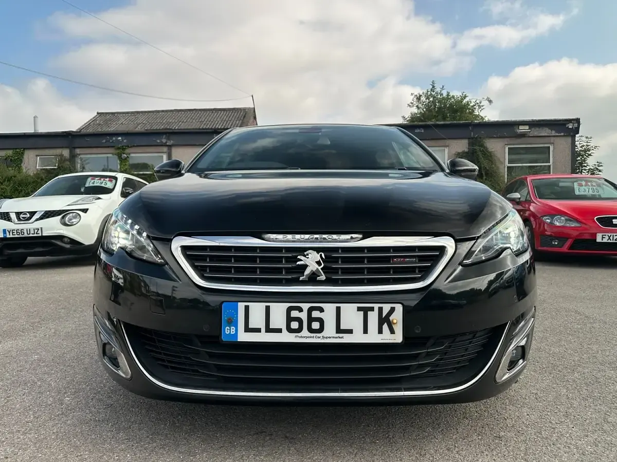 Used Peugeot 308 GT-line 2017 Black Hatchback