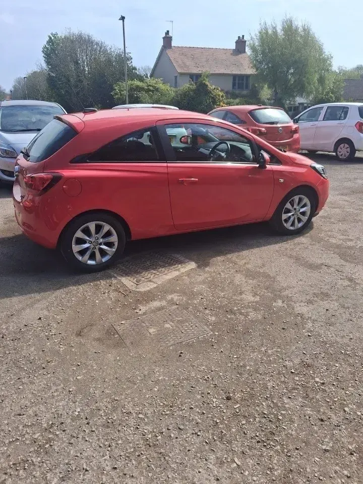 Gebraucht Vauxhall Corsa 75 PS (55 kW) 2017 Rot Kleinwagen