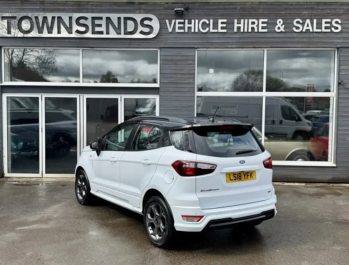 Usado Ford Ecosport ST-Line 125 CV (91 kW) 2018 Blanco SUV