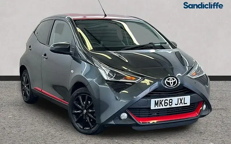 Used Toyota Aygo x-press 69 HP (50 kW) 2019 Hatchback