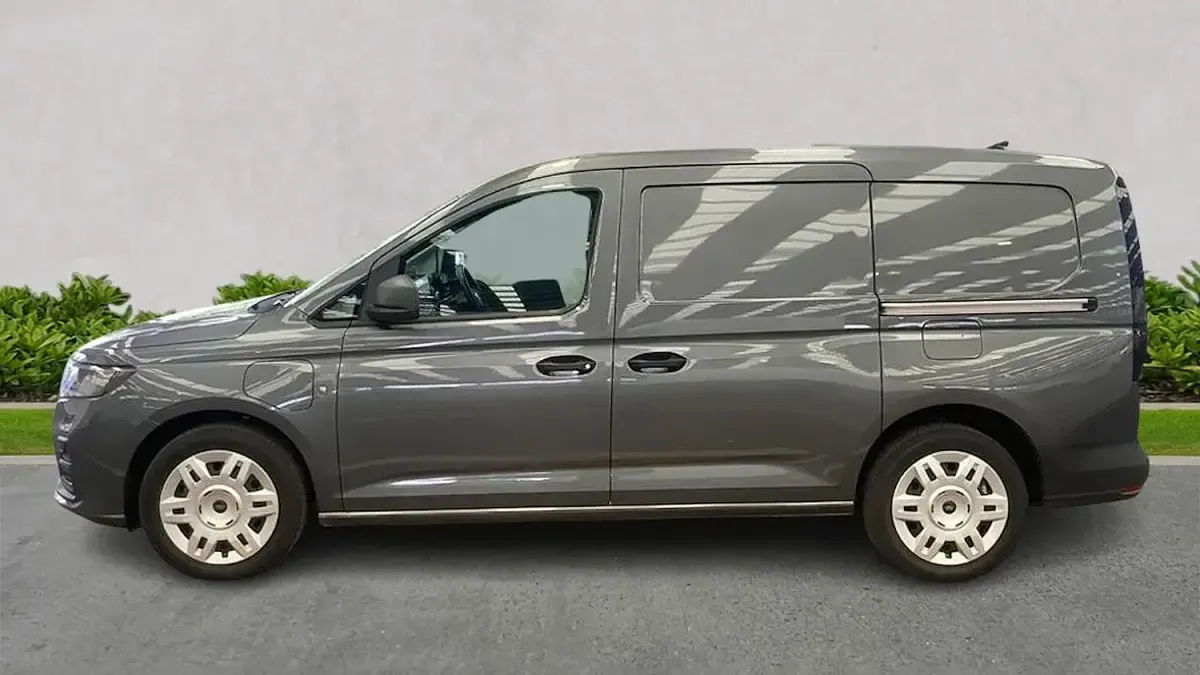 Used Ford Transit Connect Trend 150 HP (110 kW) 2025 Grey MPV