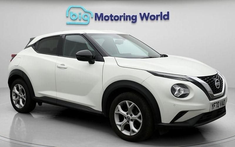 White Used 2020 Nissan Juke N-Connecta SUV | £10,030 (Fair price) - Image 1/4