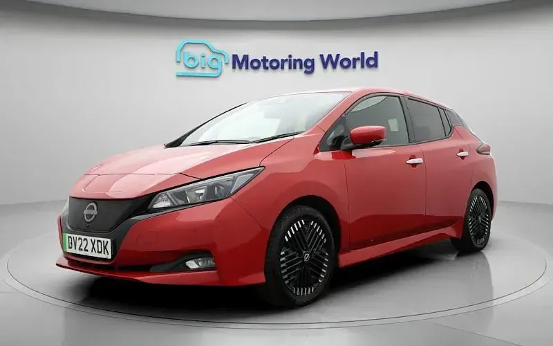 Used Nissan Leaf N-Connecta 110 kW (150 HP) 2025 Hatchback