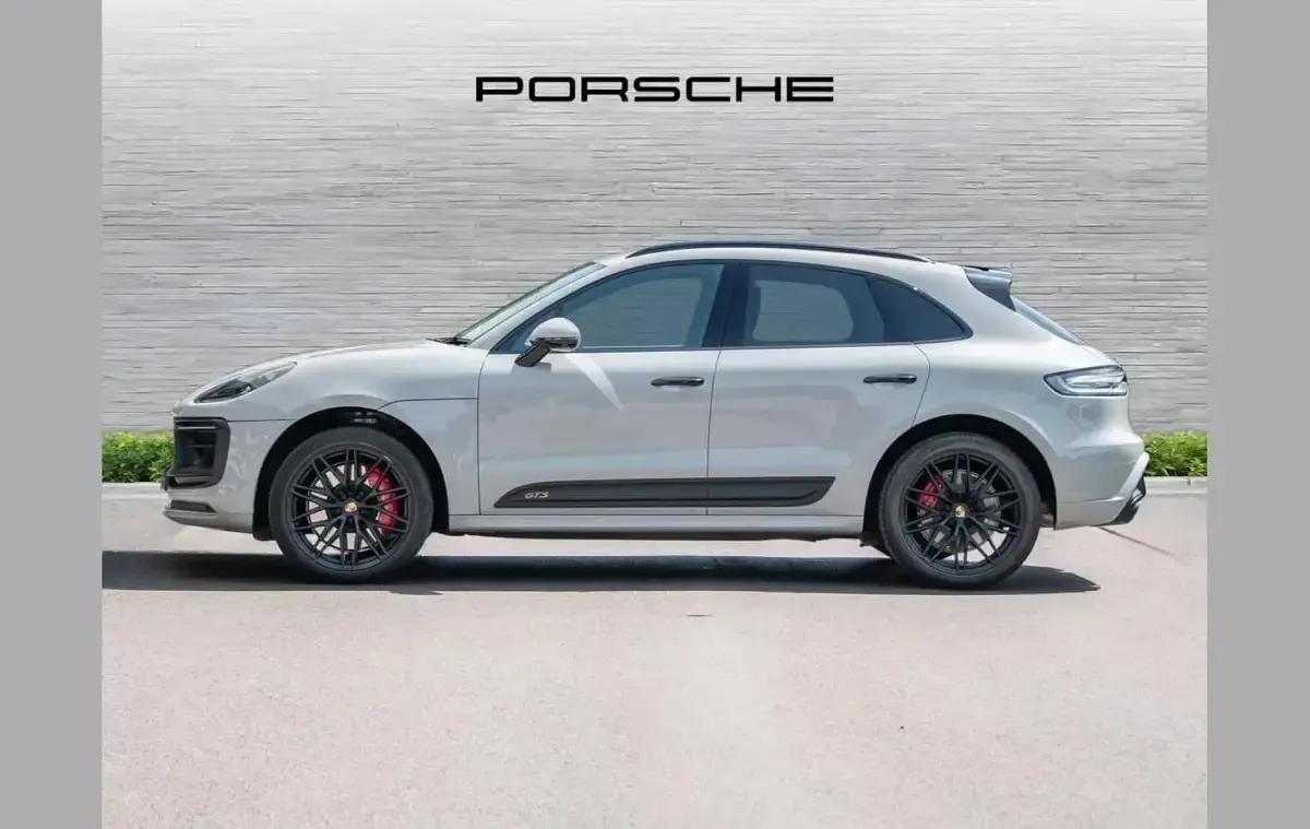 Used Porsche Macan 434 HP (319 kW) 2023 Grey SUV