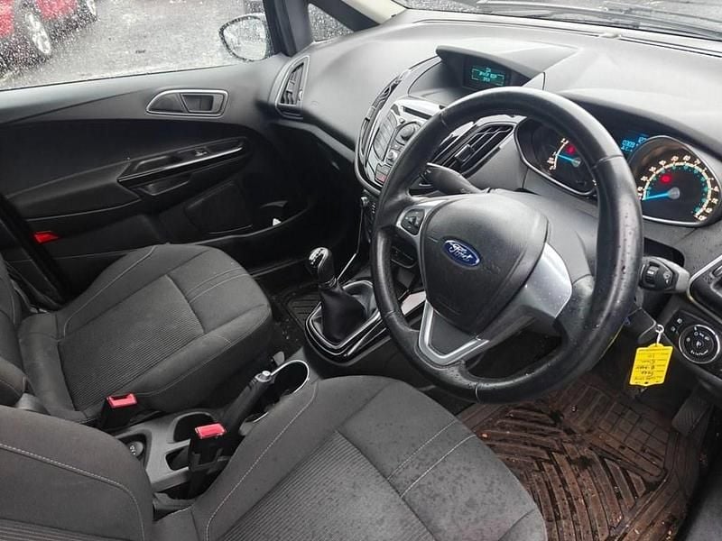 Used Ford B-MAX Zetec 125 HP (91 kW) 2014 Black MPV