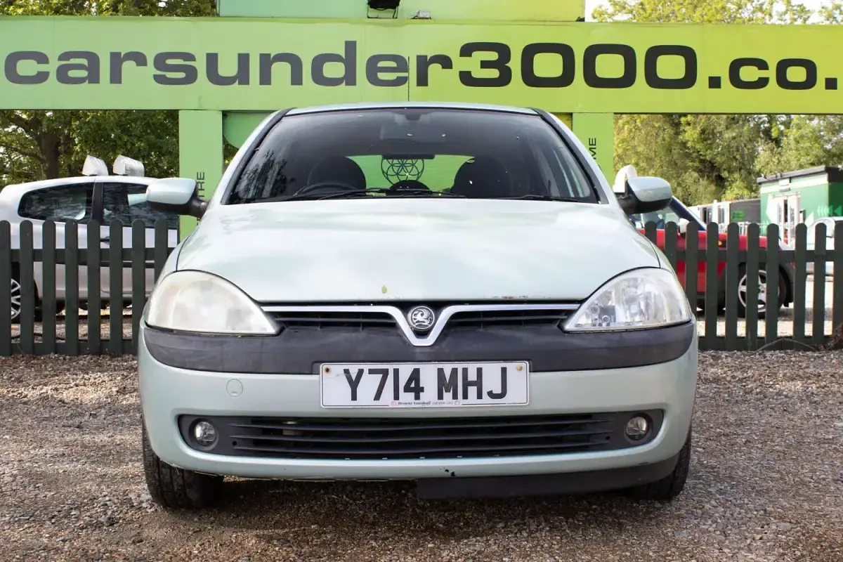 Used Vauxhall Corsa Elegance 90 HP (66 kW) 2001 Green Hatchback