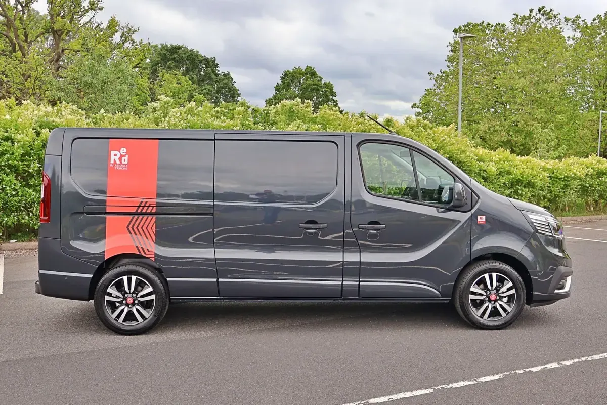 New Renault Trafic 2026 Grey