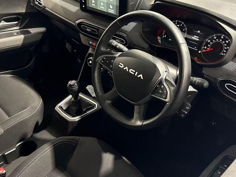 Used Dacia Jogger Expression 110 HP (80 kW) 2023 Grey MPV