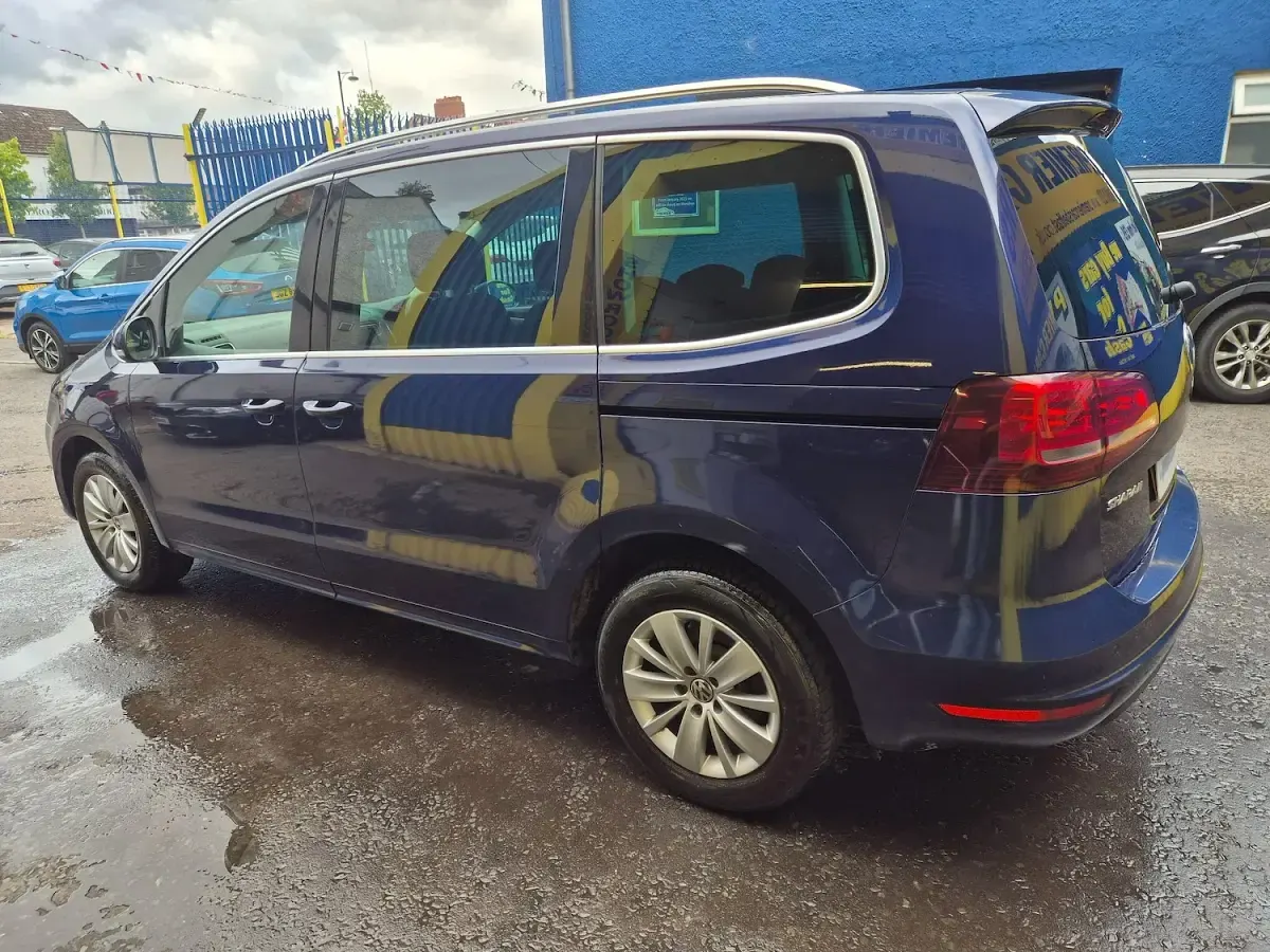 Used VW Sharan SE 150 HP (110 kW) 2019 Blue MPV