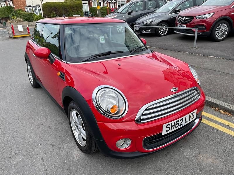 Używany Mini ONE Hatch 2012 Czerwony Hatchback