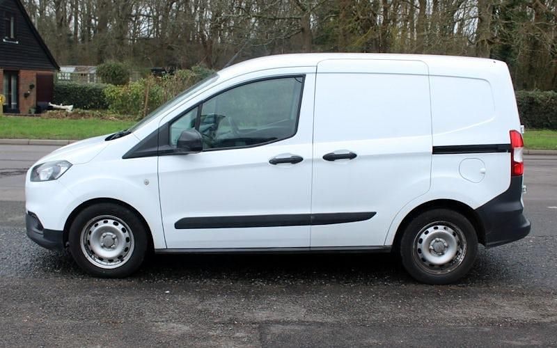 Usado Ford Transit 101 HP (74 kW) 2023 Van