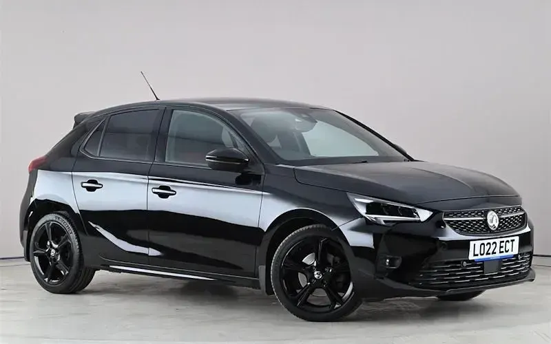 Używany Vauxhall Corsa Edition 131 KM (96 kW) 2022 Hatchback